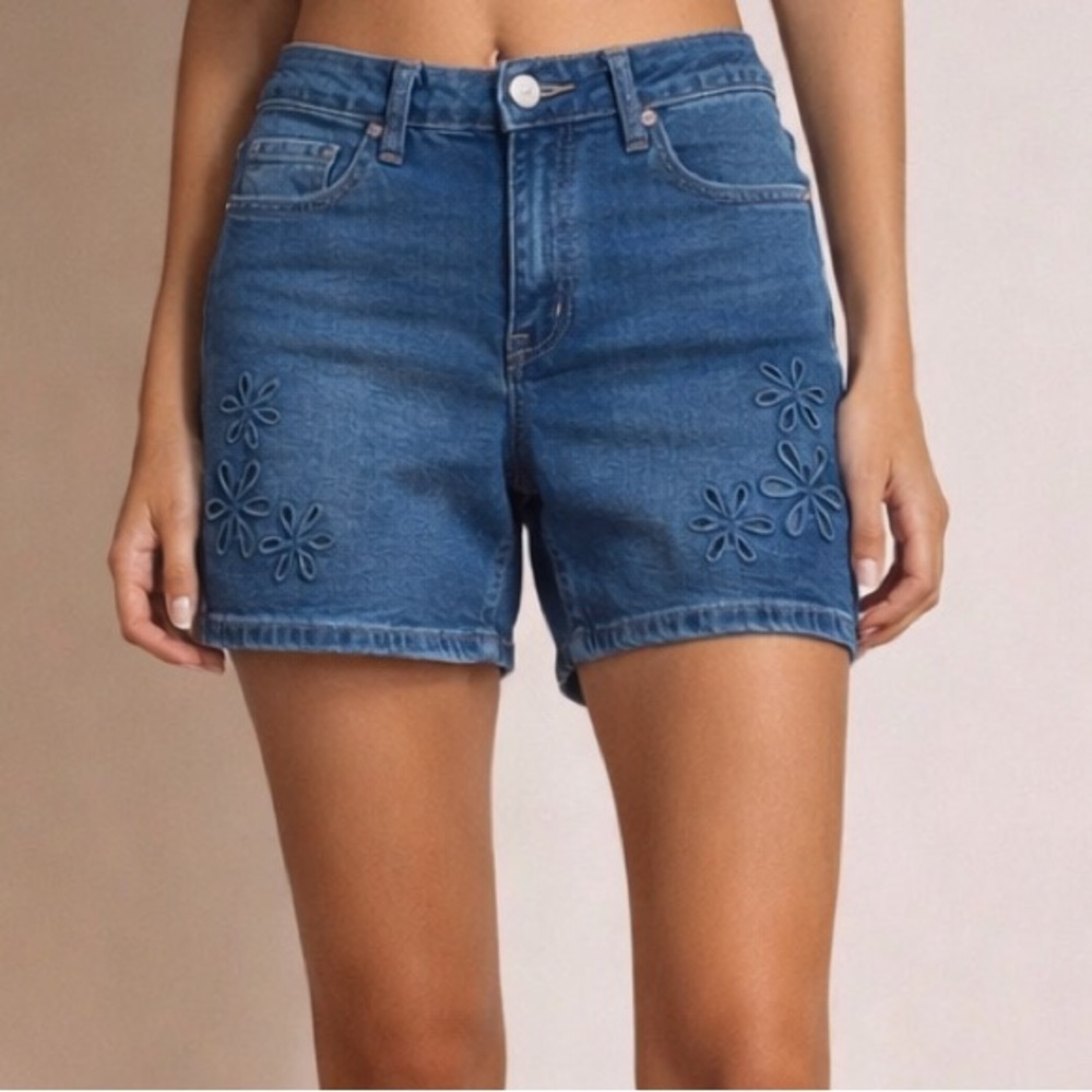Camila Coelho Dark Blue Floral Jean High Waist Shorts 4 NWT
